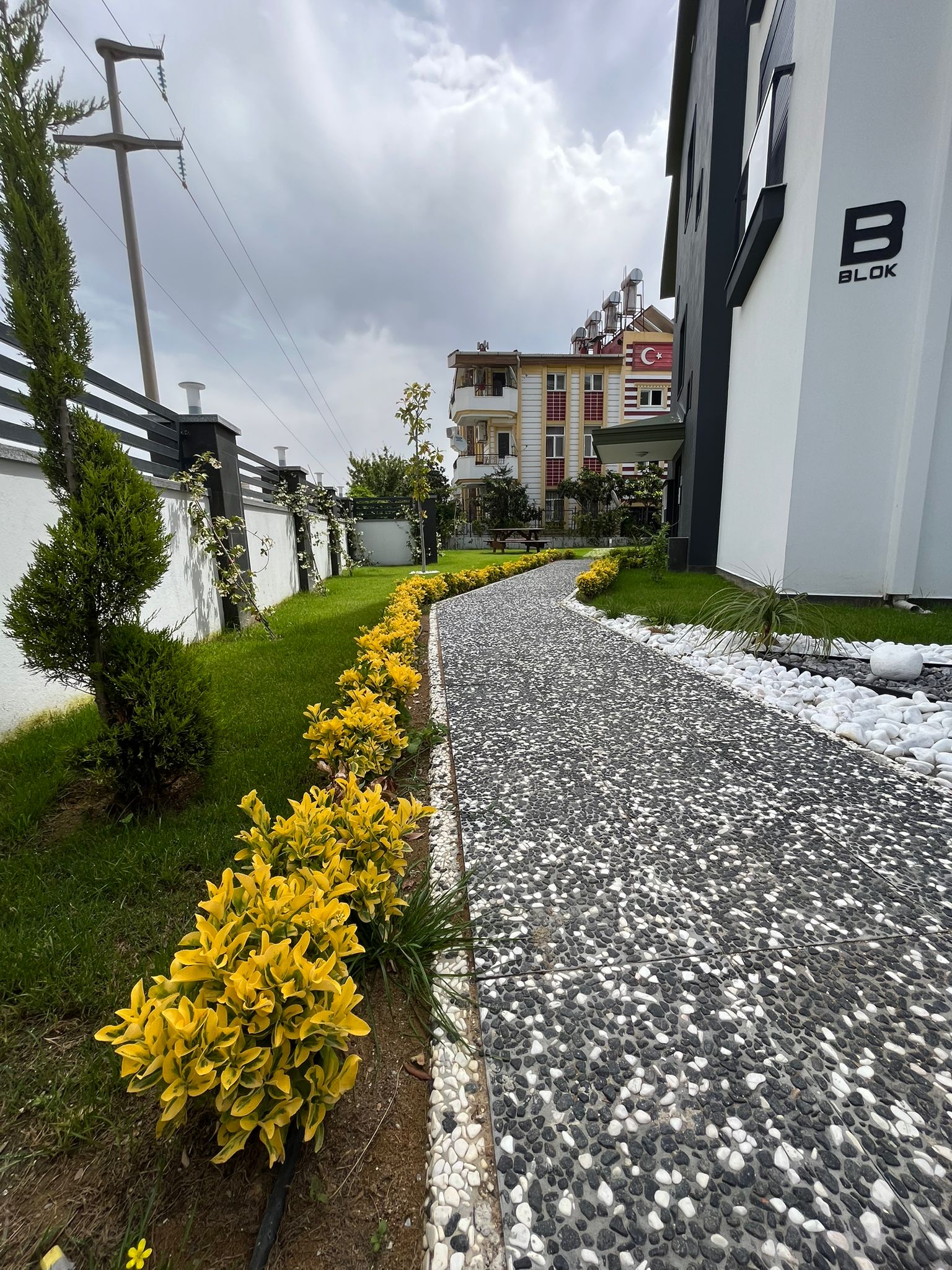 Manavgat Side'de Havuzlu Satılık 2+1 Daire