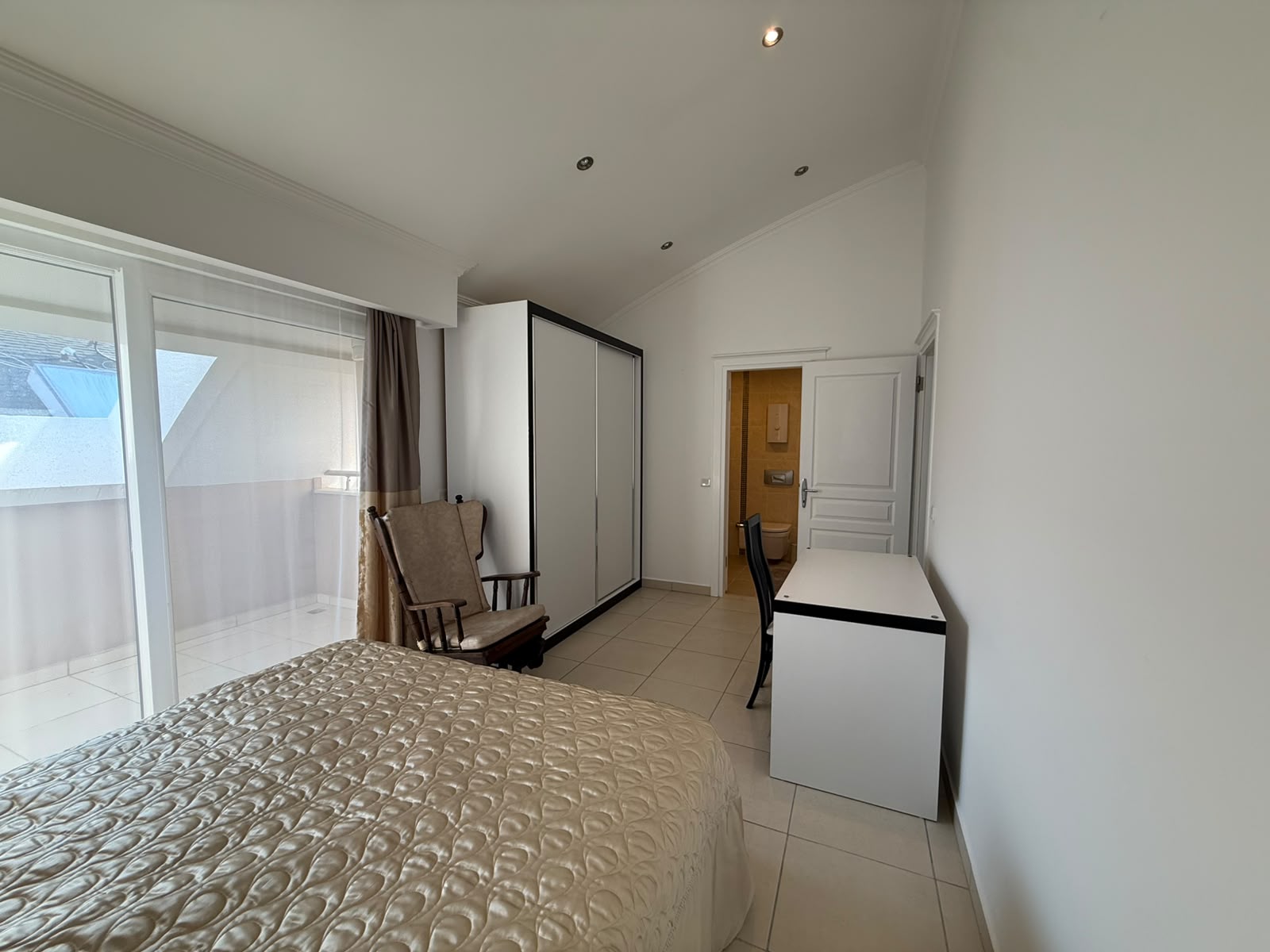 Side Tropicana Sitesinde 3+1 Satılık Dubleks Daire