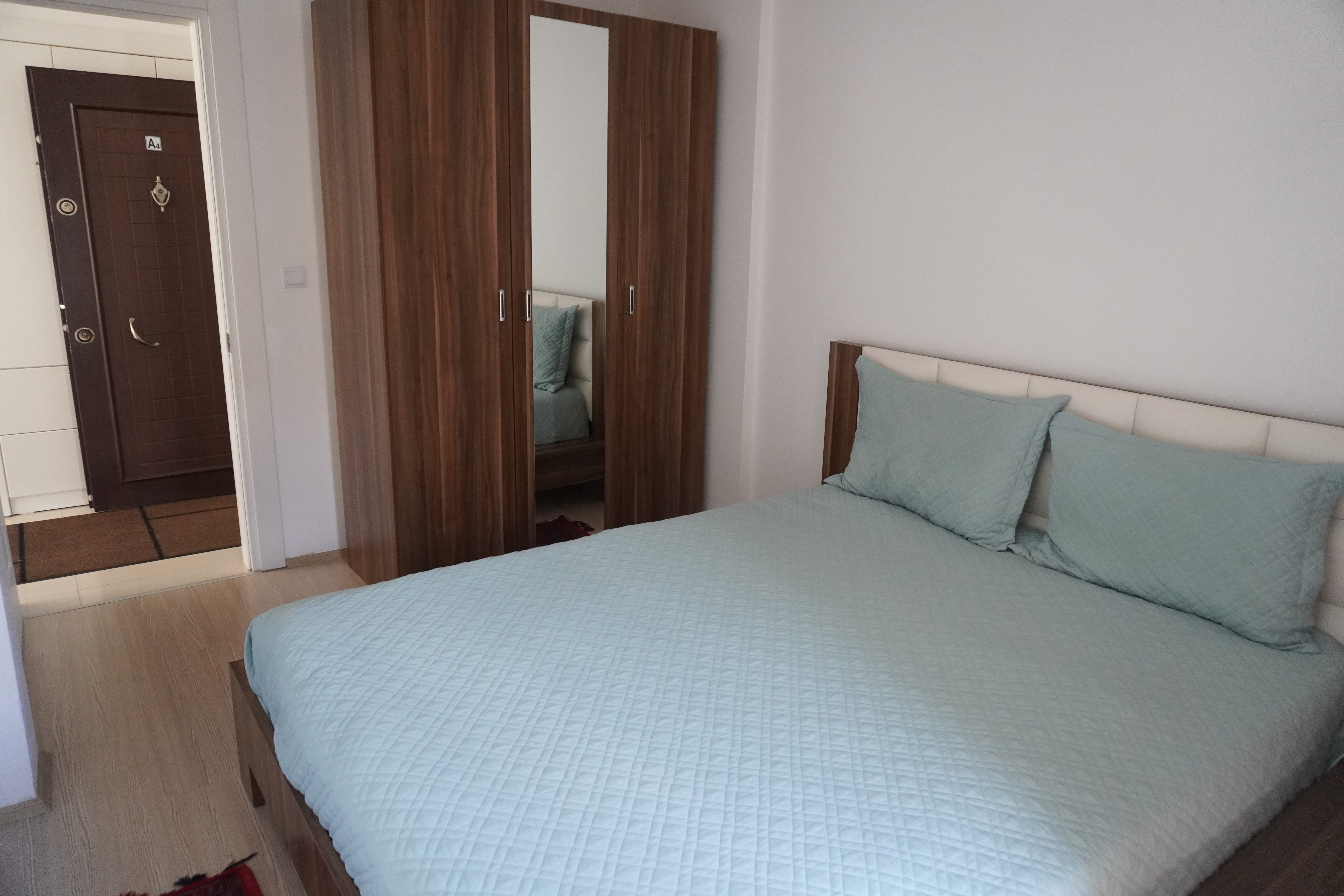Manavgat Side'de Site İçinde Eşyalı 3+1 Satılık Dubleks Daire