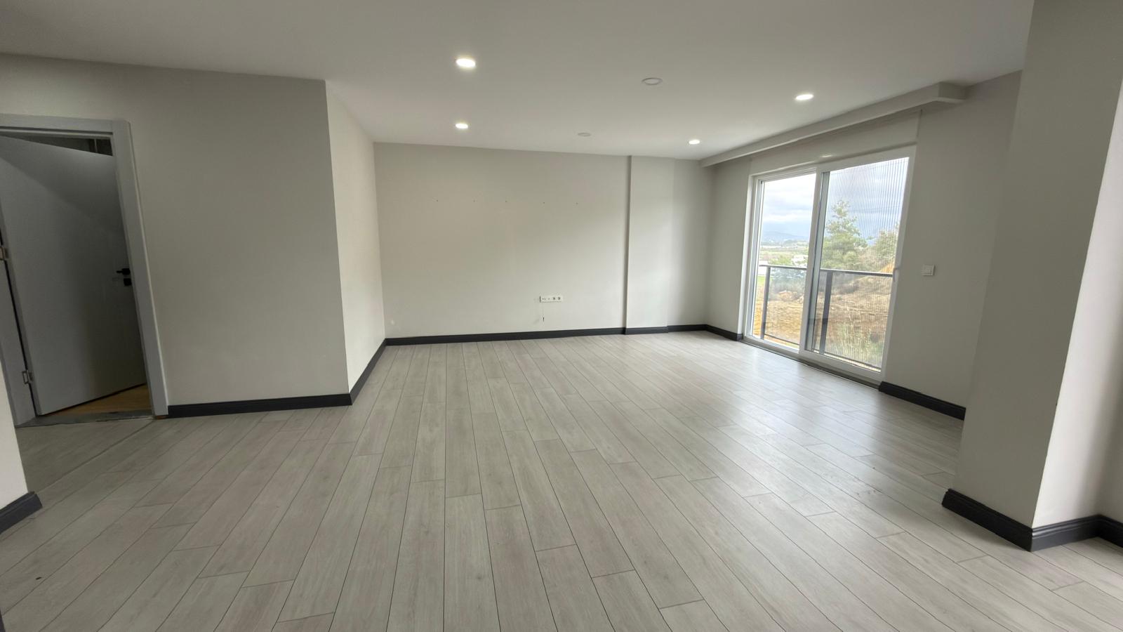 Manavgat Ilıca'da Havuzlu 3+1 Satılık Dubleks Daire
