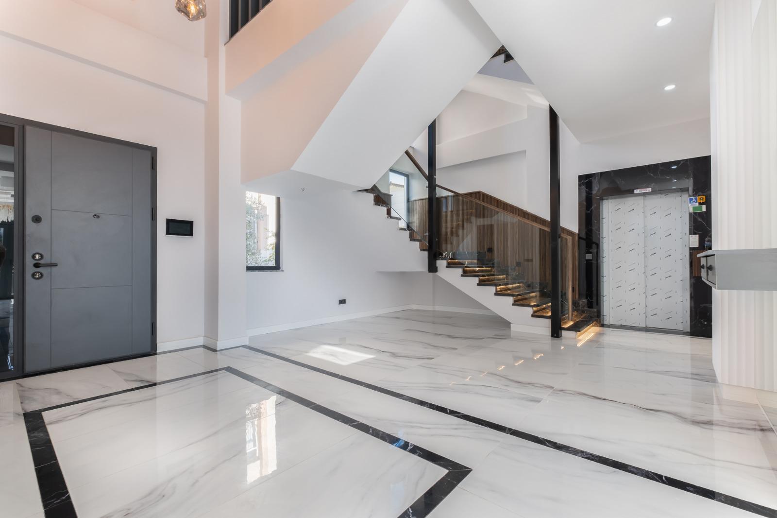 Manavgat Side'de Müstakil Havuzlu 4+1 Satılık Villa