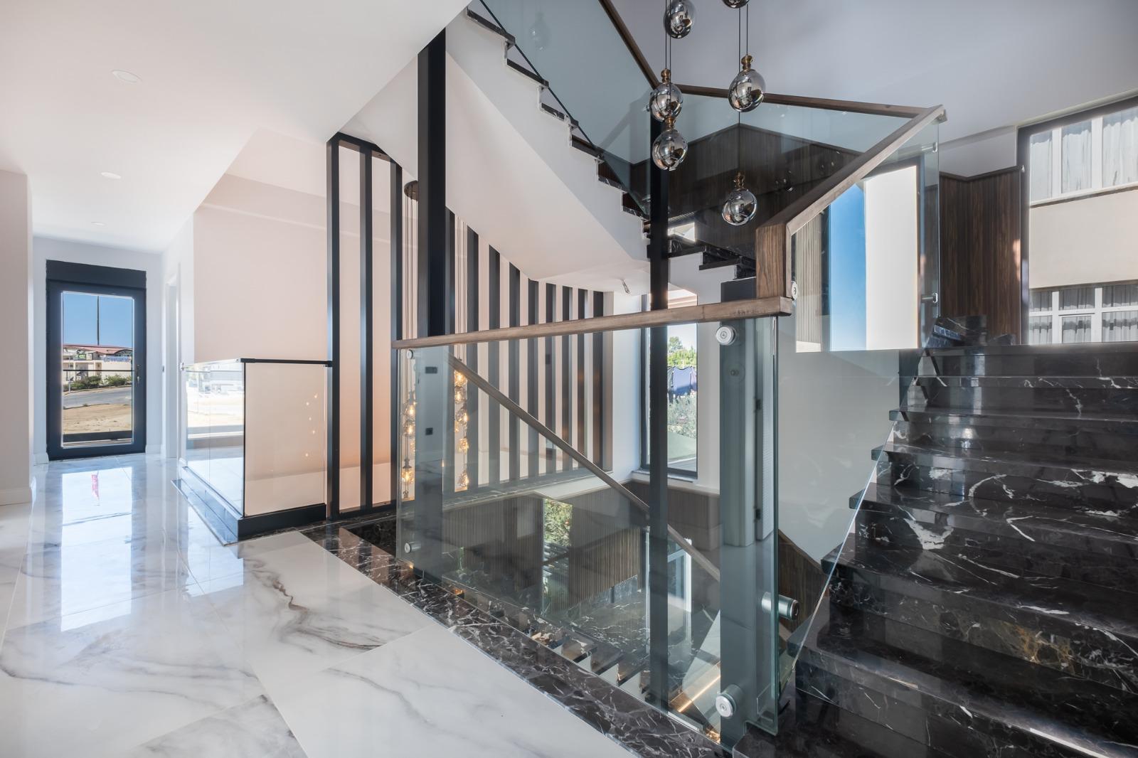 Manavgat Side'de Müstakil Havuzlu 4+1 Satılık Villa