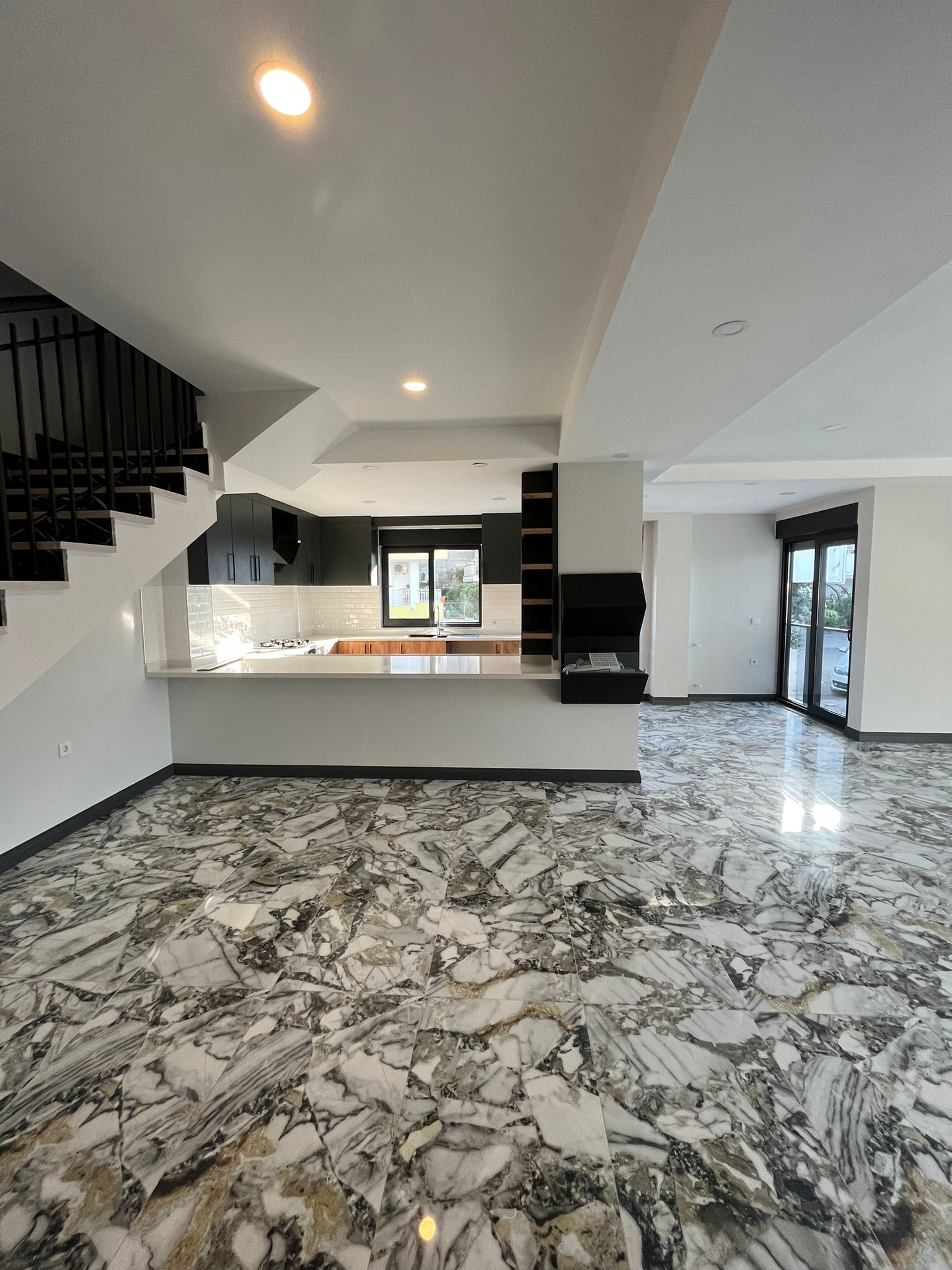 Manavgat Ilıca Bölgesinde 6+1 Satılık Villa
