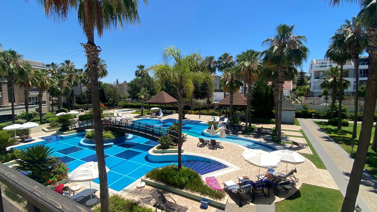 Side Tropicana Sitesinde 3+1 Satılık Dubleks Daire
