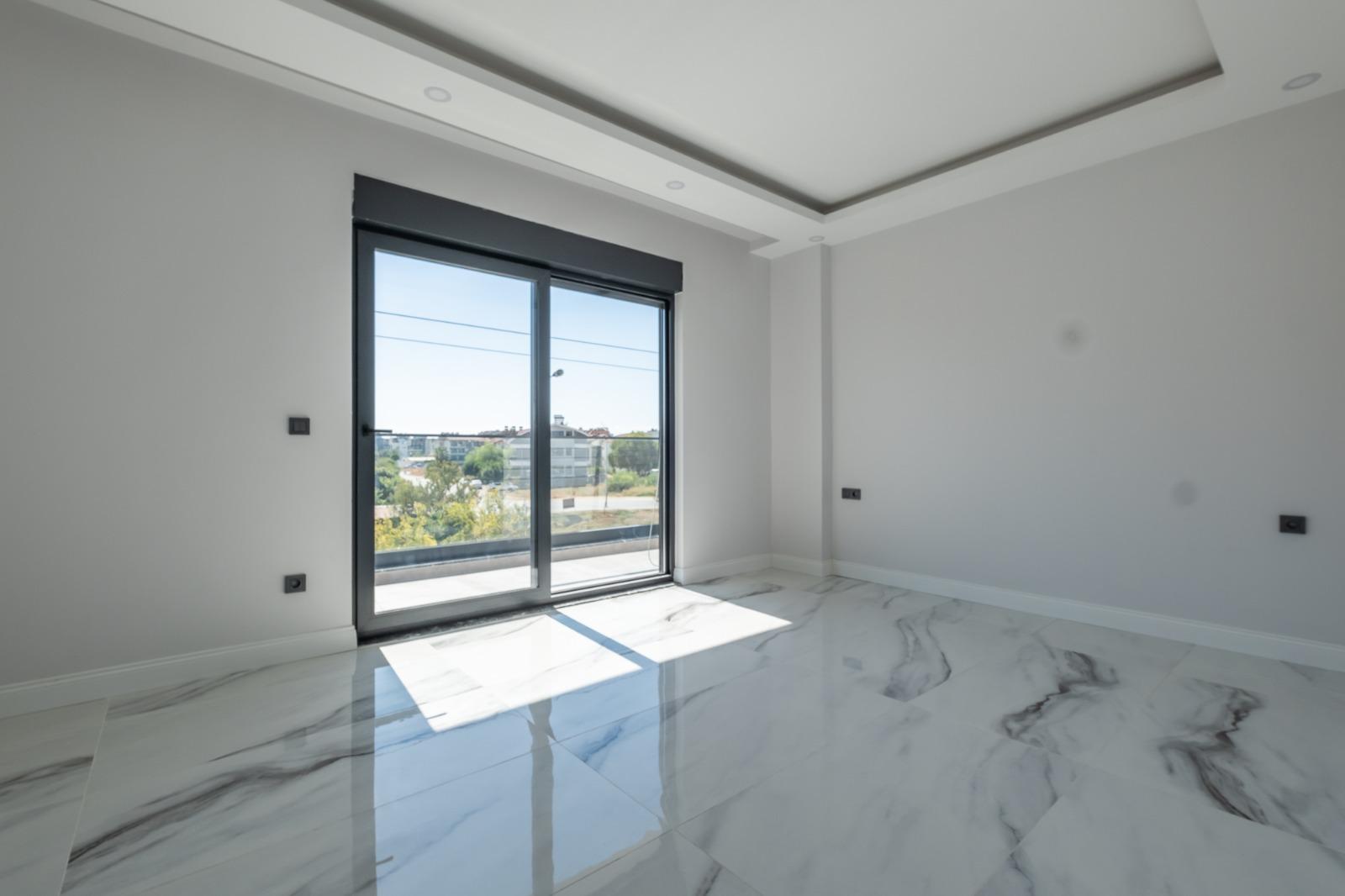 Manavgat Side'de Müstakil Havuzlu 4+1 Satılık Villa