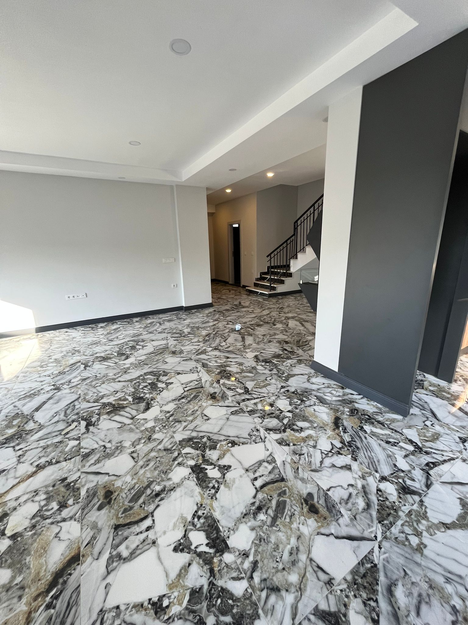 Manavgat Ilıca Bölgesinde 6+1 Satılık Villa