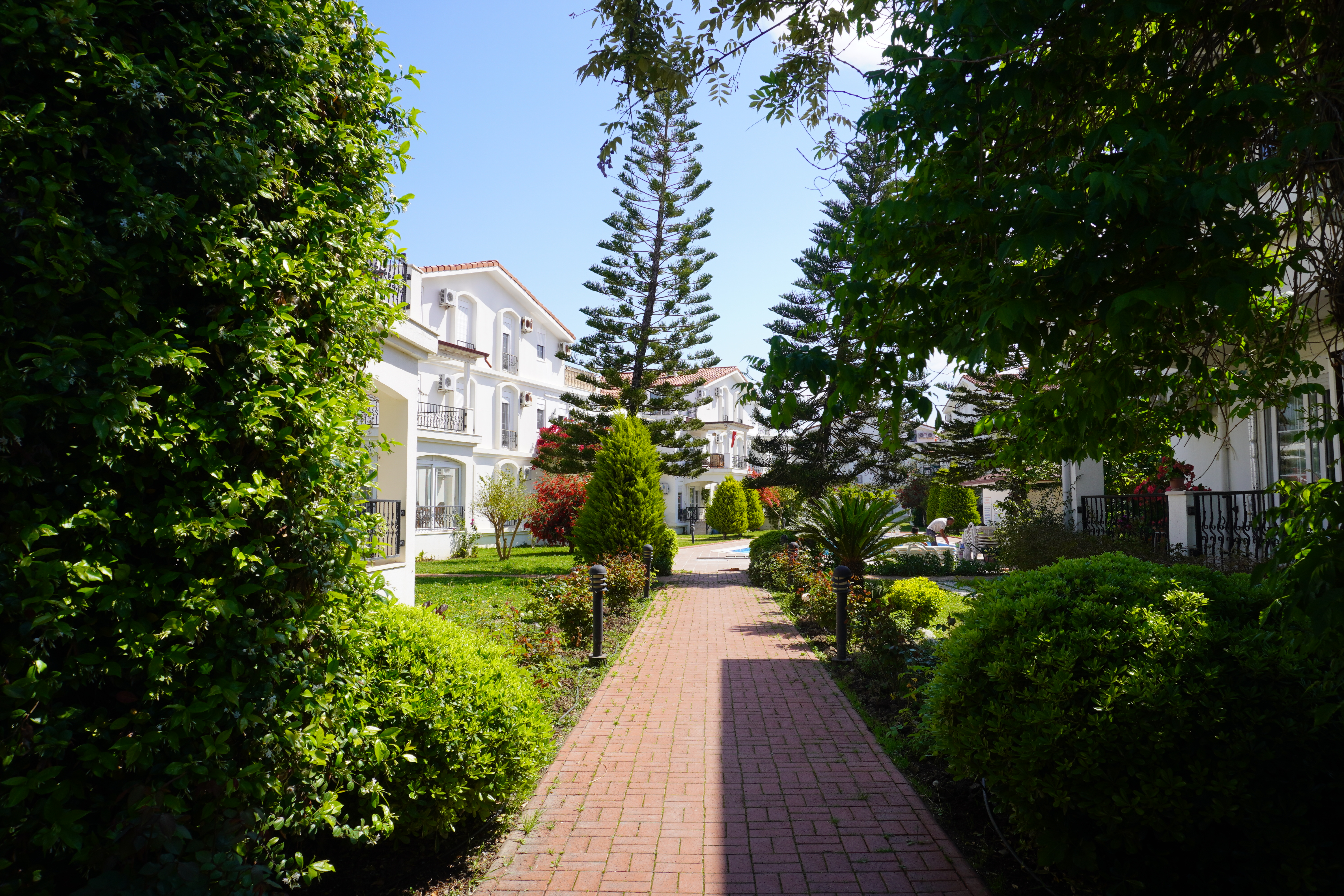 Manavgat Side'de Site İçinde Eşyalı 3+1 Satılık Dubleks Daire