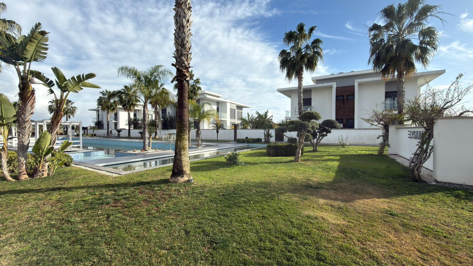Manavgat Ilıca Elysium Sitesinde Satılık 2+1 Daire