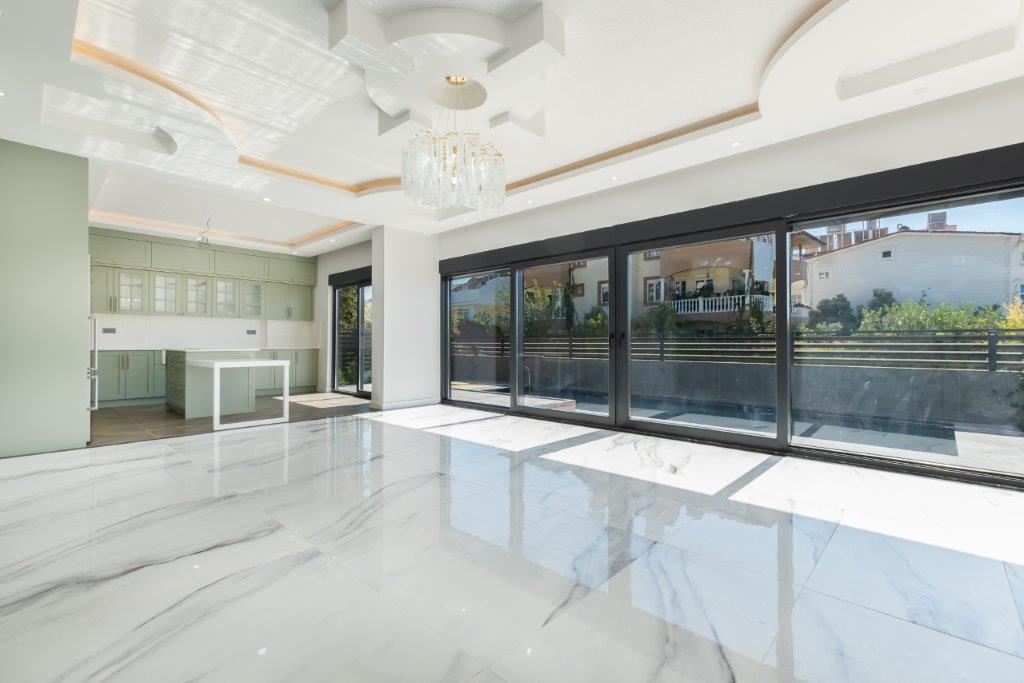 Vatandaşlığa Uygun Müstakil Havuzlu 4+1 Villa