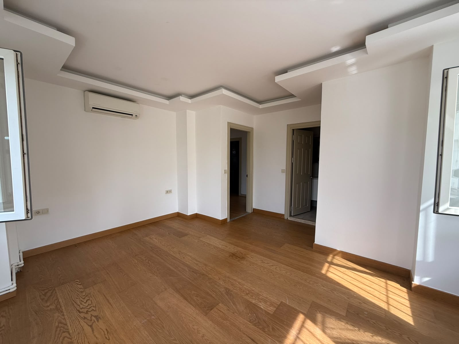 Manavgat Ilıca Kumköy'de Satılık Müstakil 4+1 Villa