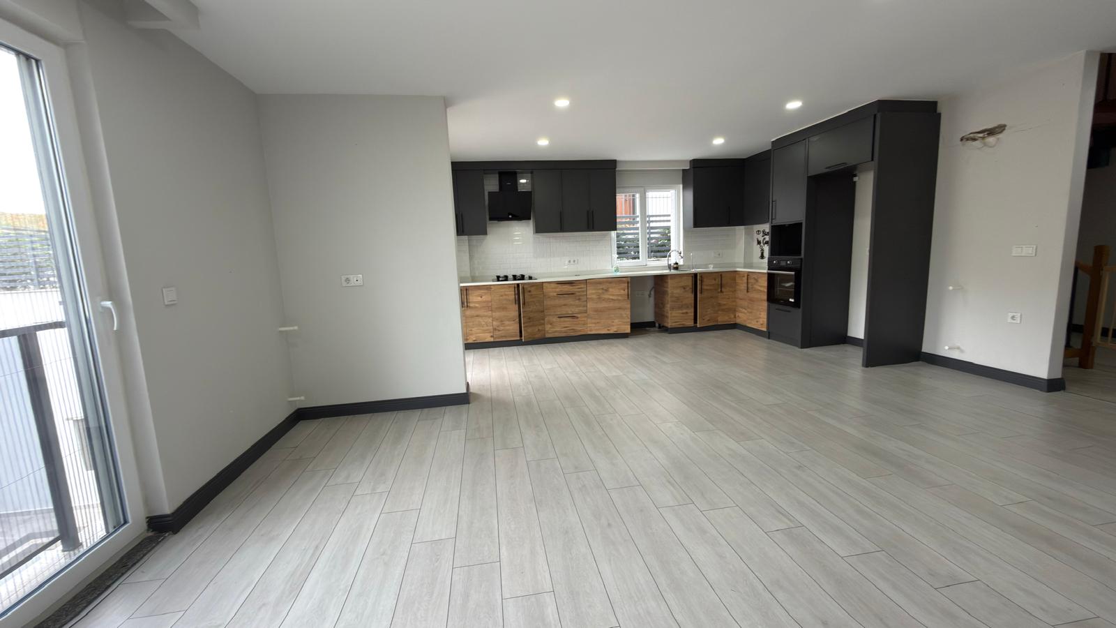 Manavgat Ilıca'da Havuzlu 3+1 Satılık Dubleks Daire