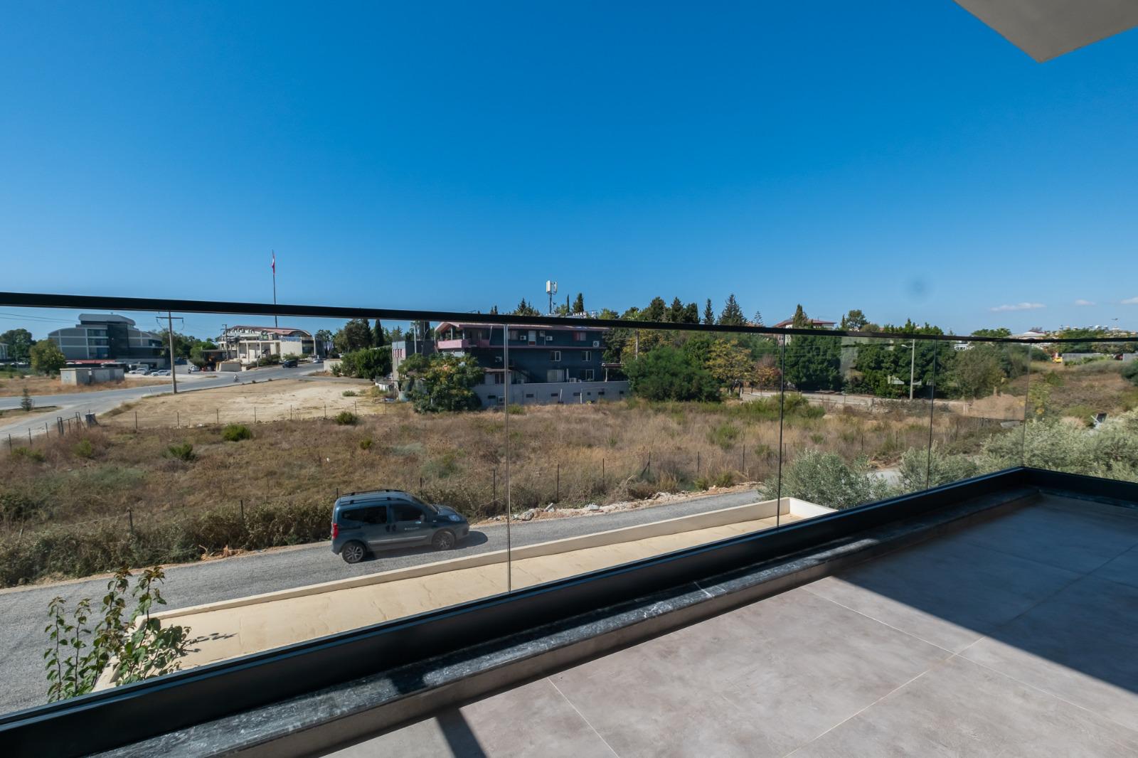 Manavgat Side'de Müstakil Havuzlu 4+1 Satılık Villa