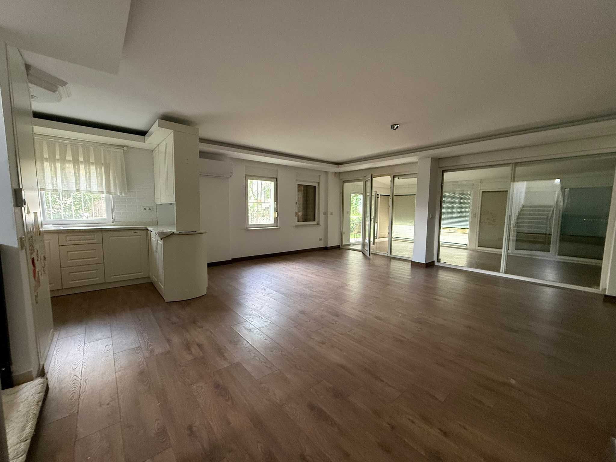 Manavgat Ilıca Kumköy'de Satılık Müstakil 4+1 Villa