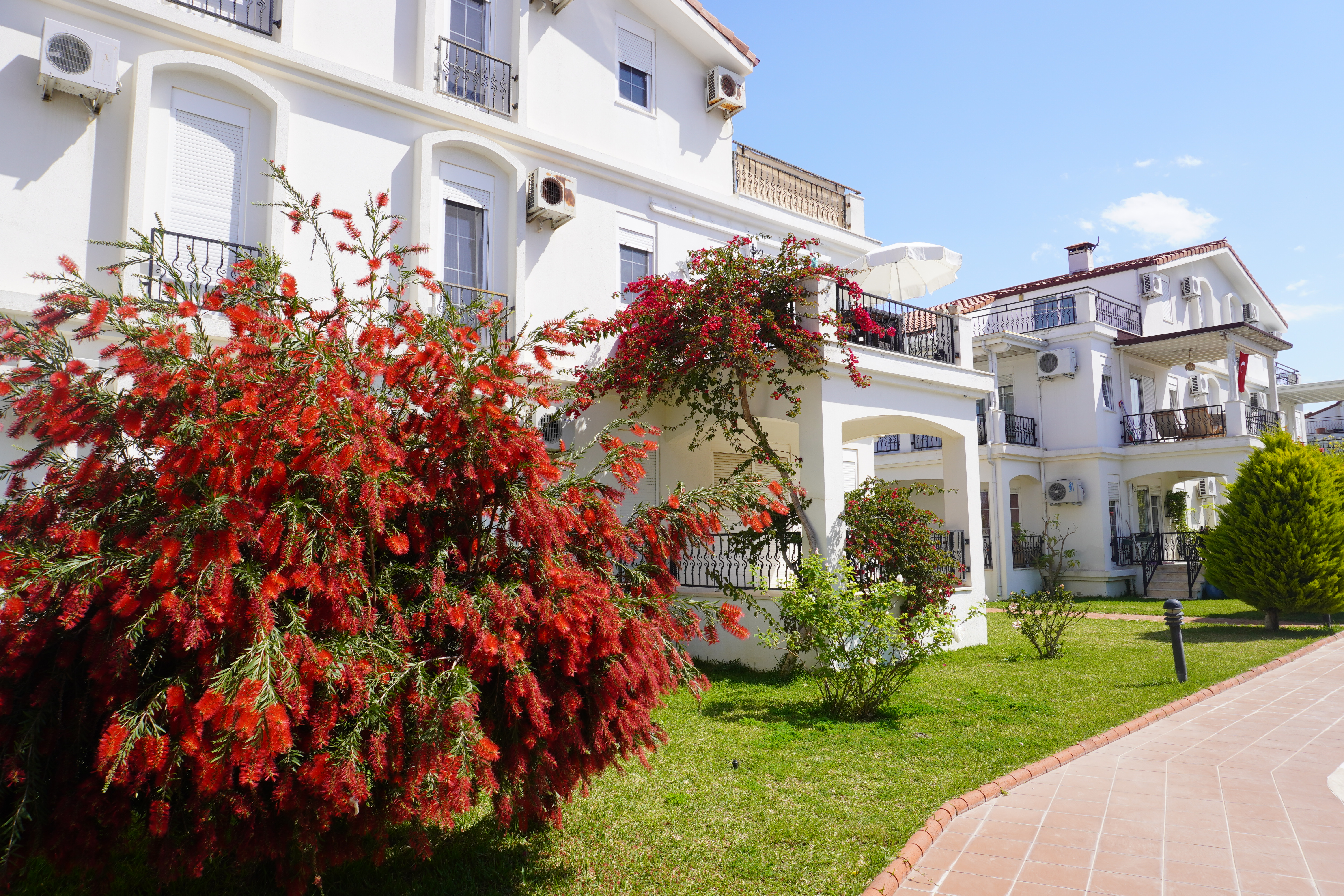 Manavgat Side'de Site İçinde Eşyalı 3+1 Satılık Dubleks Daire