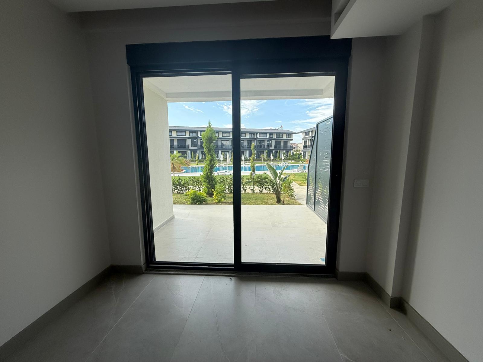 Manavgat Ilıca Kumköy'de Site İçerisinde Sıfır 1+1 Satılık Daire
