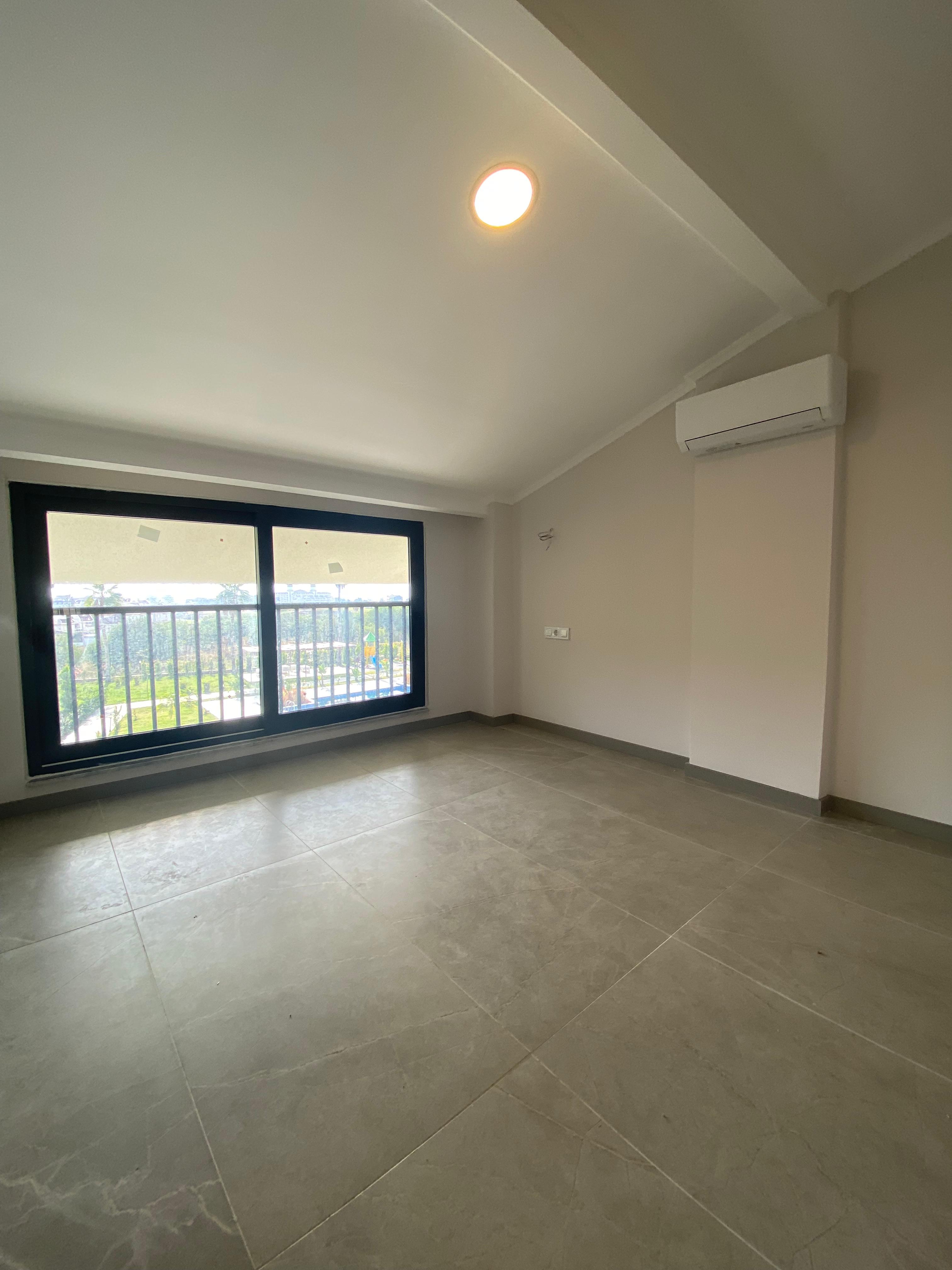 Manavgat Kumköy'de Site İçinde Sıfır 3+1 Dubleks Daire