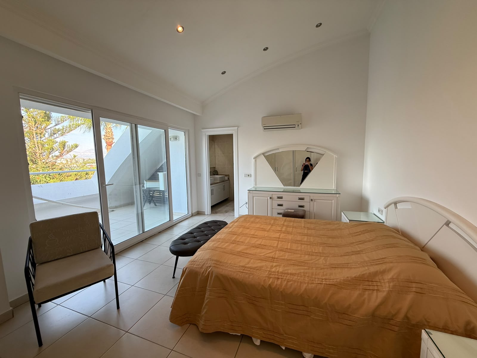 Side Tropicana Sitesinde 3+1 Satılık Dubleks Daire