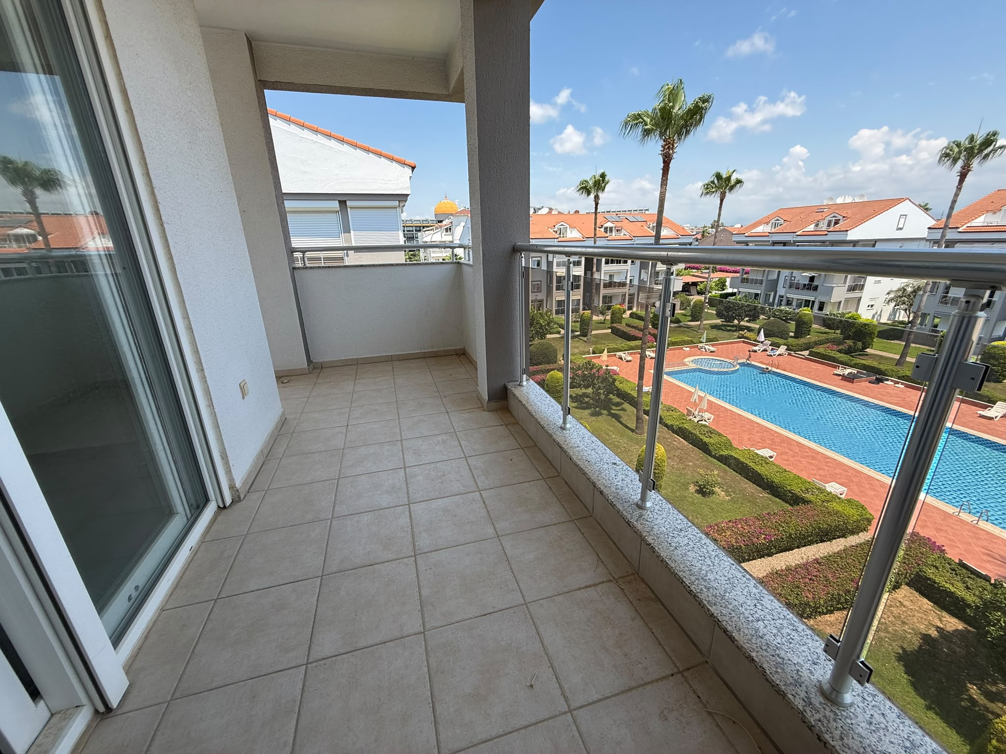 Side'de Site İçerisinde 2+1 Satılık Dubleks Daire