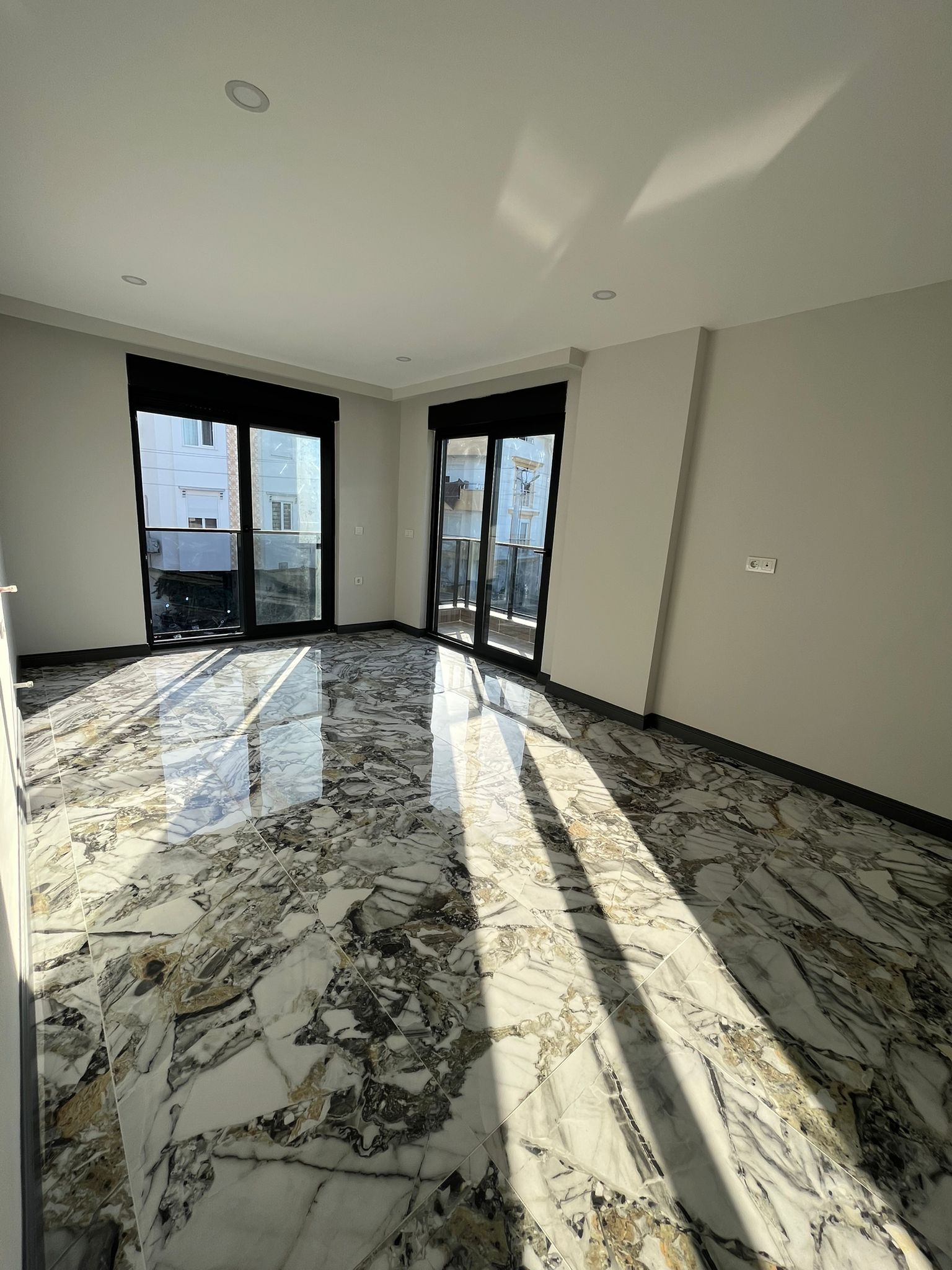 Manavgat Ilıca Bölgesinde 6+1 Satılık Villa